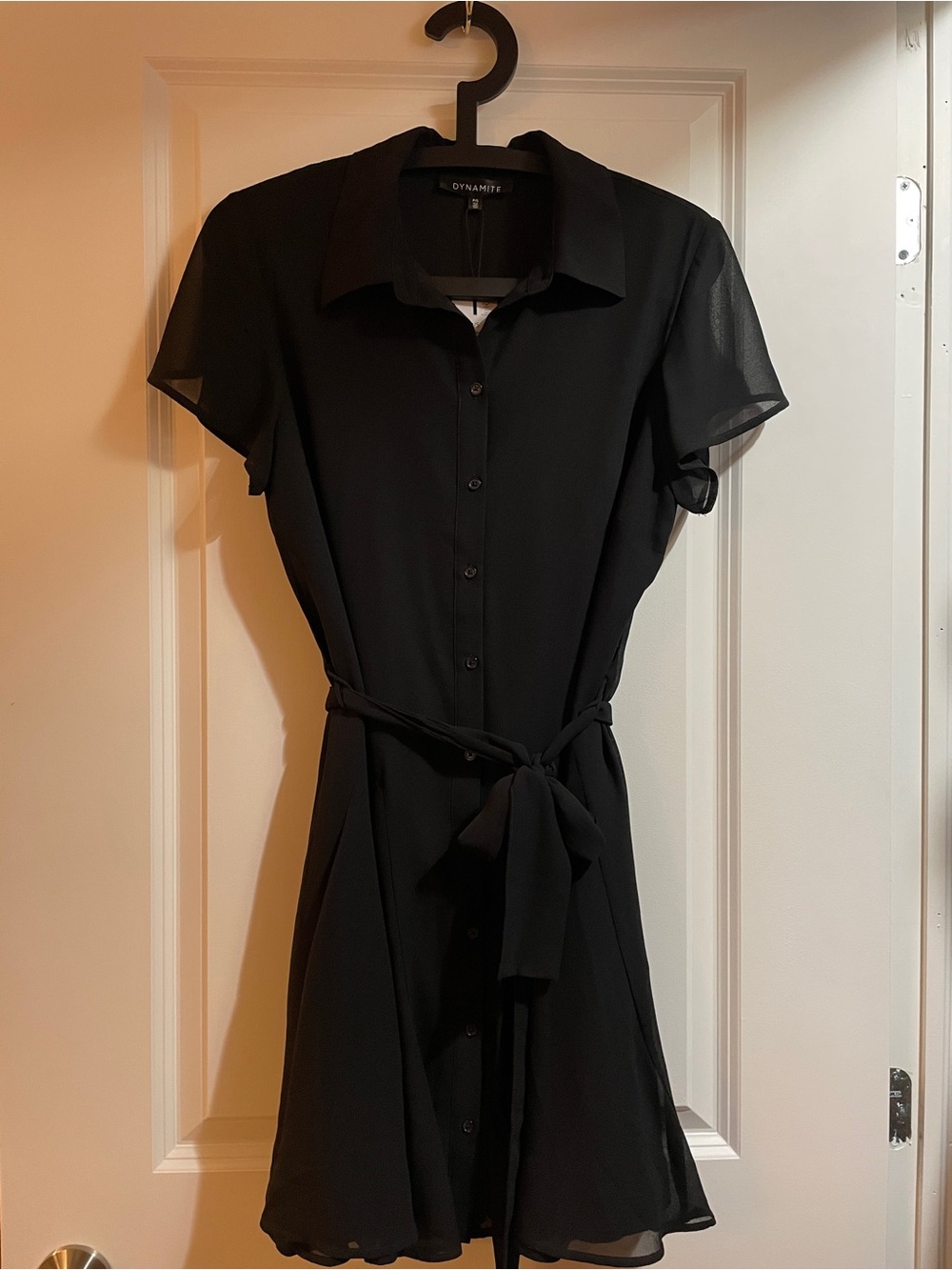 Dynamite Black Short-Sleeve Tie-Waist Shirt Dress